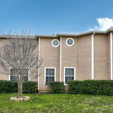 Centrally Located DFW Retreat