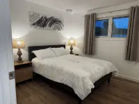 Spacious and Cozy Bunglow with 4 Bedrooms-Sweet Home with Free Parkings - Holiday bungalows