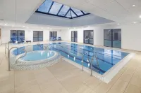 Holiday Inn PETERBOROUGH - WEST by IHG - Pools