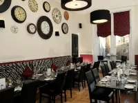 West End Hotel - Nhà nghỉ