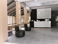 B Square Hotel - 3 Sao