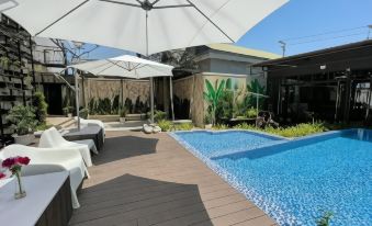 Phoenix Minh Chau Hotel