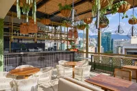 Golden Valley Hotel