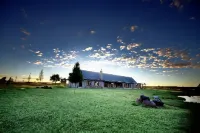Otterskloof Private Game Reserve - parking