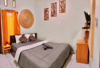 Kinasih Homestay - en bord de mer