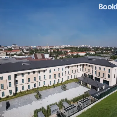 Hampton by Hilton Istanbul Zeytinburnu Hotels near Olivium Outlet Center
