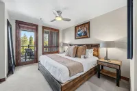 Penthouse at Blue Sky Resort — Gondola & Spa - Jacuzzi