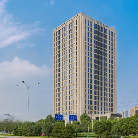 Chuangyuan City  Center Hotel