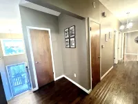 Cozy 3-Bedroom 1 Mile to Downtown & Michigan Stadium w/ Free Parking - شرفة