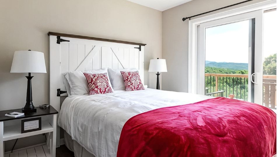 Inn at 84 McIntosh: Cozy 1BR private entrance/bath