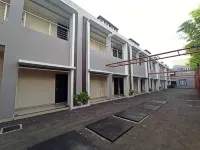 THE VILLA SOLO BARU Hotéis em Grogol