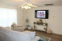 The Grace at the Highlands - Charming 2-bedroom townhome close to MSU campus