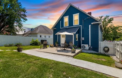 Bourbon Trail/8 mins to distilleries/Fenced Yard/Pet-Friendly/Entire House - 4-Star