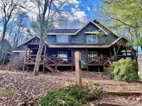 Spacious Poconos Home on Golf Course with Lake/Beach Access, Hot Tub, Grill - 4-Star
