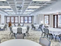 The Inn at Shattuck - St. Mary's Hotels in Faribault