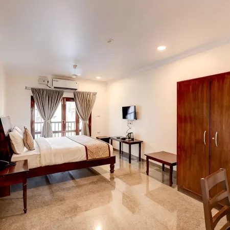 Deep International a Luxury Hotel