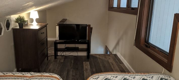 Walk to Lifts, Newly Renovated, Mtn. Views, Fireplace, Hot Tub, Garage Access Hotels in Mount Crested Butte