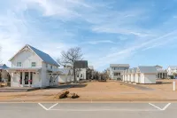 Charming Carlton Landing Single Story Home Steps Away from TownCenter - The Nest - 4-Star