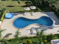 Luwa Evergreen Hotel - Pools