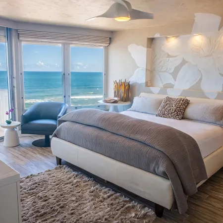 Sleep w the Waves! Direct Oceanfront Artist Owned - Breathtaking Pano Views!