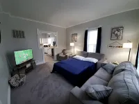 Home Away From Home - Boutique