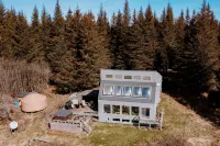 Spacious  MILLION DOLLAR VIEW home w/ fitness room, hot tub in charming Homer - 4-Star