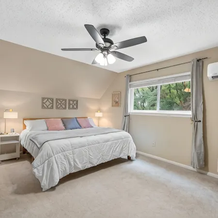 Beautiful Tudor Style home centrally located, and packed with amenities!