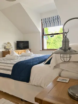 Appledore - Hispaniola Stunning 2 bed 2 bath, sleeps 4(+2) and PARKING!!! - 3 estrellas
