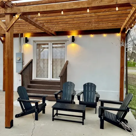 Kit Carson Bungalow: AC/Heat + Pets Free!