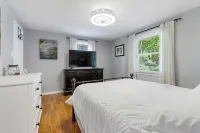 Spacious 4Br Mountain Stay • Perfect for Virginia Tech & Radford Visits - 3-Star