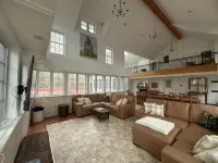 Newly Renovated, 7700 Sq. Ft,  8Br, 7BTH, Heated Pool, Hot Tub, Arcade Game Barn - Wifi