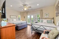 Secluded Home, Sleeps 11+  Solar Heated Pool.  Hot Tub Spa,  9 Miles to Beach - 3 estrellas