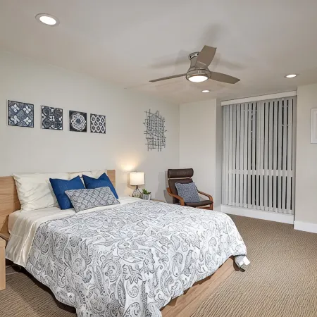 Newly Renovated, Walk to the Beach, Direct ocean view from Master and the Deck