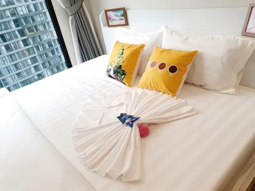 3BR Ecopark apt Onsen View Swan Lake, Golf Course - Spa