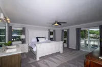 Cozy Lakefront House & Private Dock in  Osage Beach!  Memorial Day Special! - 4-Star