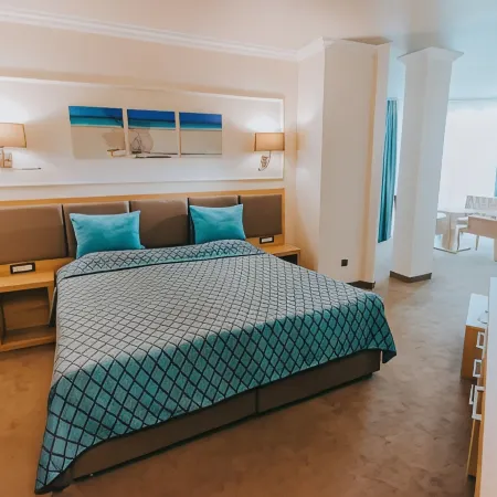 Tiara Beach - All Inclusive