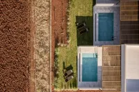 Aku Suites with Private Pools - Badekar
