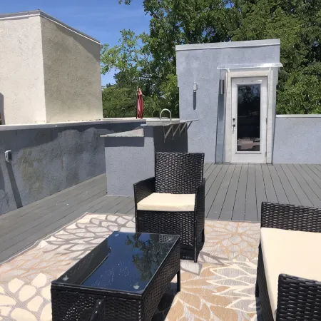 Newly constructed VIP Leval Rooftop Townhome