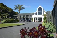 Anchorage Motel - Beach
