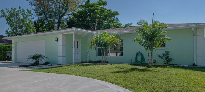 Newly Renovated Beach Retreat Hotels in Bradenton