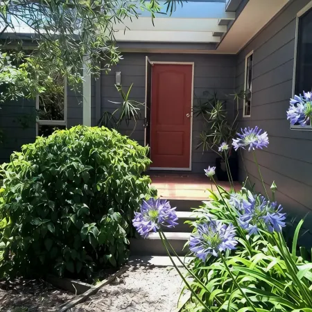 Cosy House in Central Merimbula with Complimentary WiFi