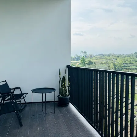 Khainest - Stunning 3BR w/Pool and Mountain View