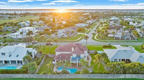Beachy Places, Hot tub, Pool, Beach - 4-Star