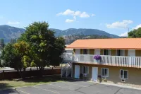 Western Traveller Motel - Mountain view
