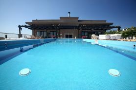 Bungalow Hotel