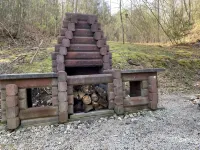 Trailer parking, near Hollerwood, Daniel Boone Backcountry Byway, and Climbing - Wifi