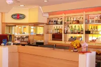 Hotel Stefan Room & Breakfast - parking