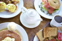 AEI at Kaanapali Shores - breakfast