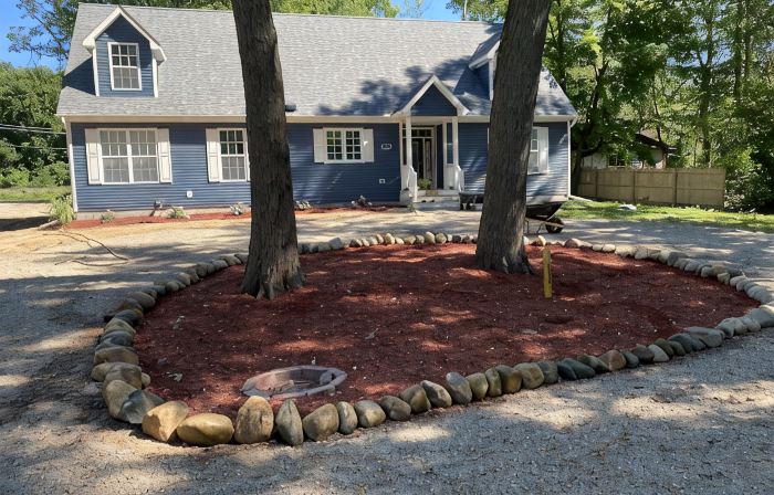 Brand New House, Sleeps 8, Private Beach Rights, Hot Tub!