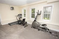 Magnificent Six Bedroom Ogunquit Estate - Pet Friendly! - Gym